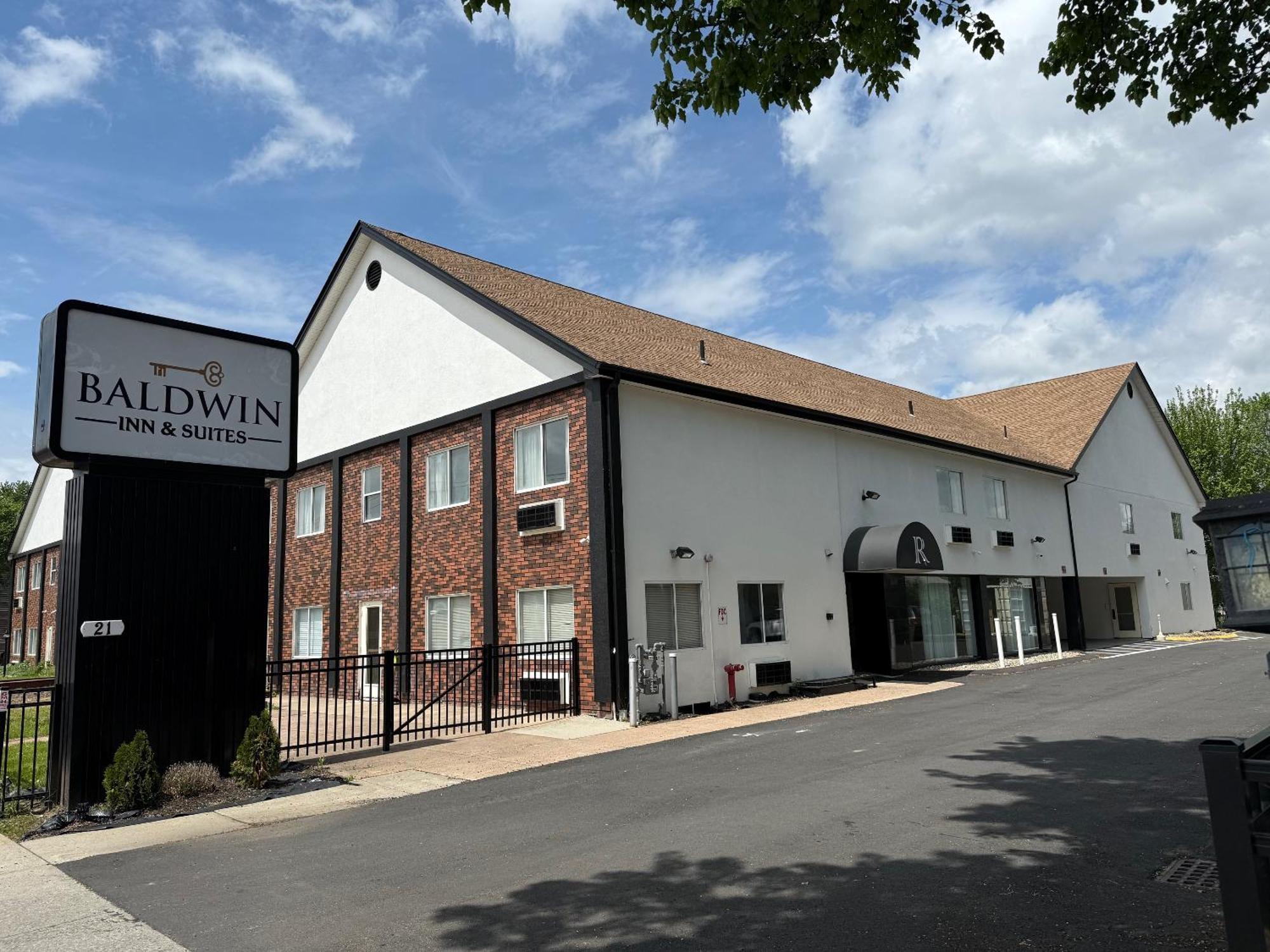 Baldwin Inn And Suites West Springfield Kültér fotó